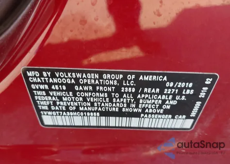 2017 Volkswagen Passat 1.8T Se z USA, uszkodzony, nr VIN 1VWGT7A39HC019855